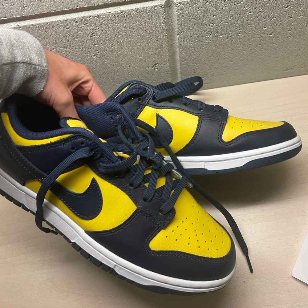 Nike dunk low Varsity Maize